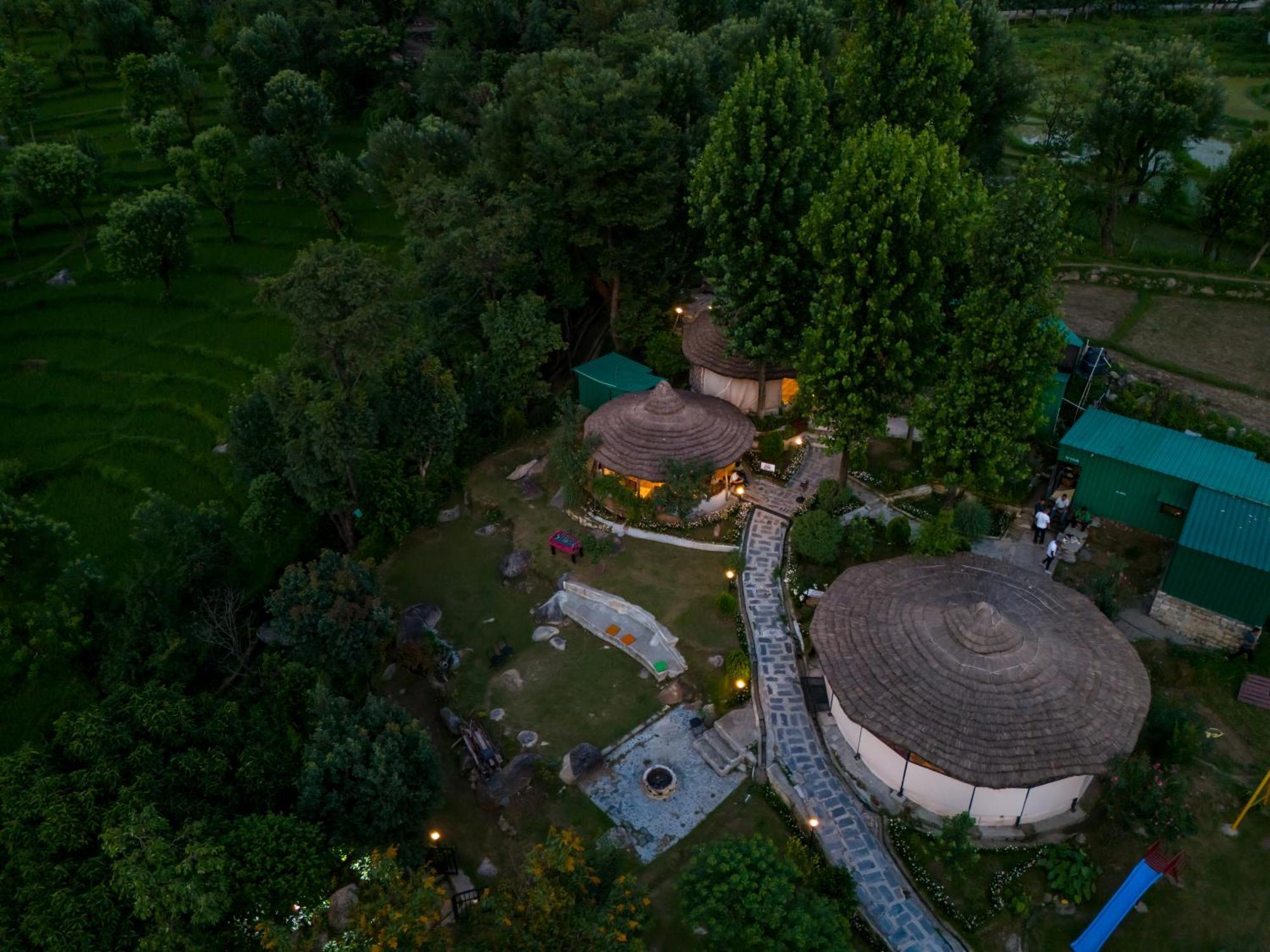 Dev Bhoomi Farms&Cottages Dharamshala Buitenkant foto